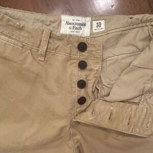 Abercrombie & Fitch Mens Chino Shorts Distressed Khaki Beige Button Fly Size 30